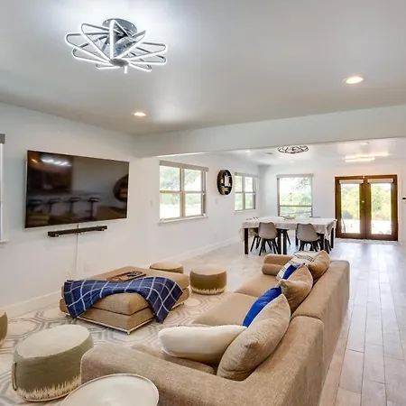 Mckinney Ranch Home With Patios And Lake View!